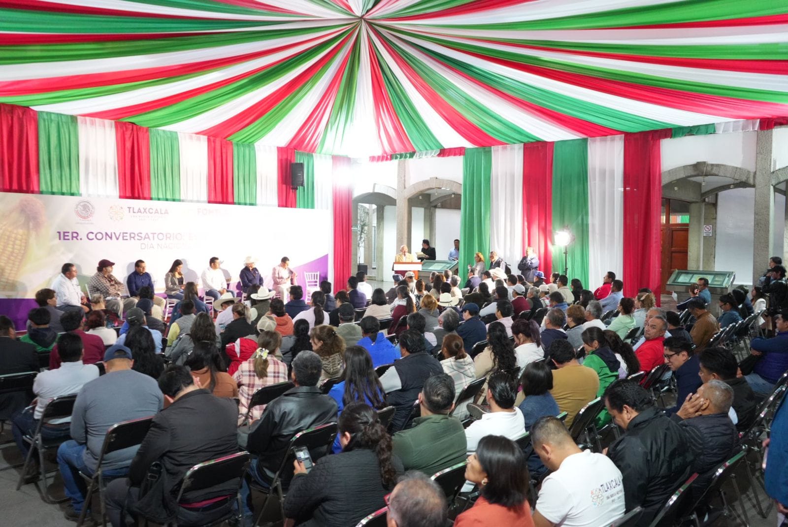 TLAXCALA REFLEXIONA SOBRE “EL FUTURO DEL CAMPO” EN EL CONGRESO DEL ESTADO
