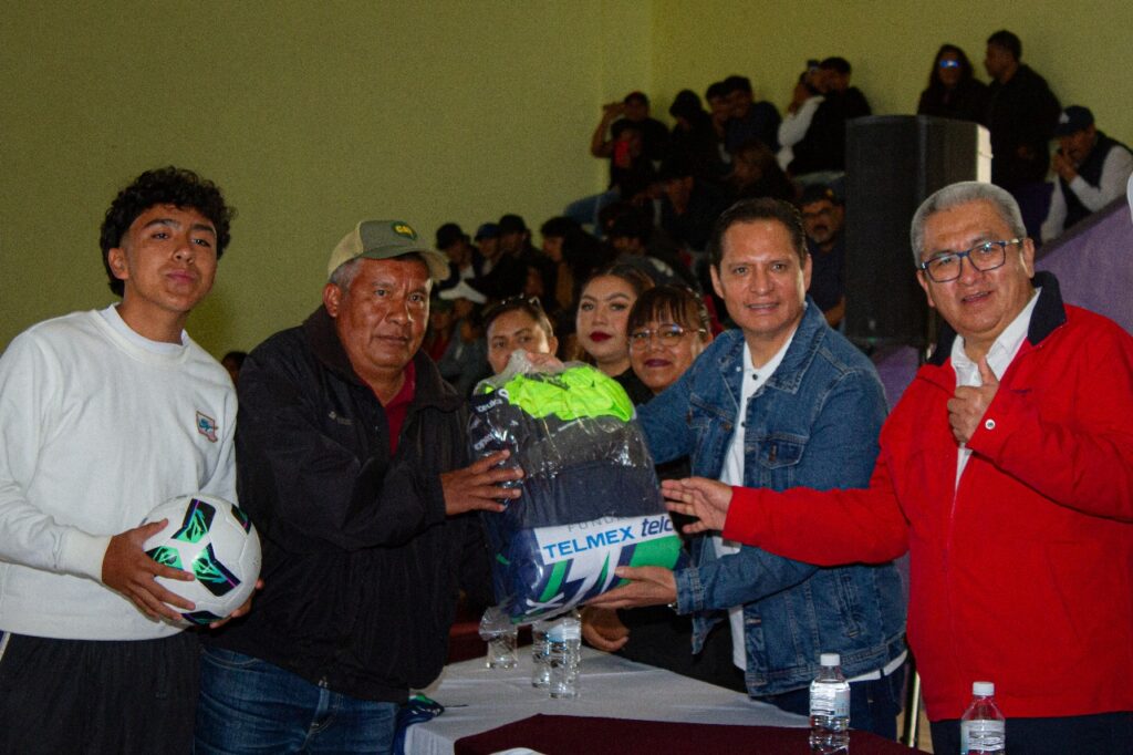 FIRE SPORTS IMPULSA EL DEPORTE EN LA INAUGURACIÓN DE LA COPA TELMEX TELCEL EN TETLA