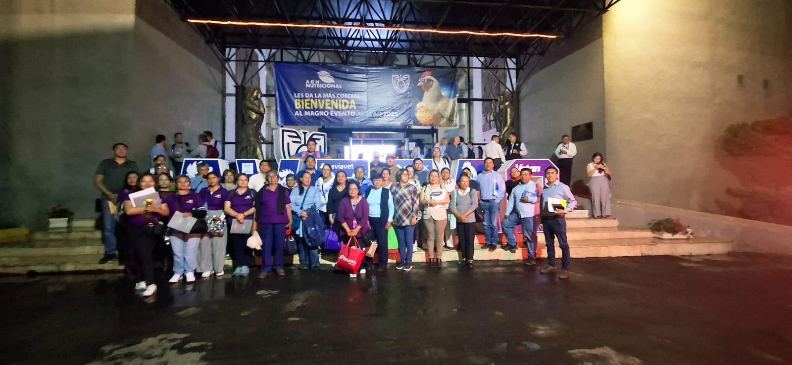 PARTICIPAN 55 PRODUCTORES AVÍCOLAS TLAXCALTECAS EN INTERCAMBIO TECNOLÓGICO EN JALISCO