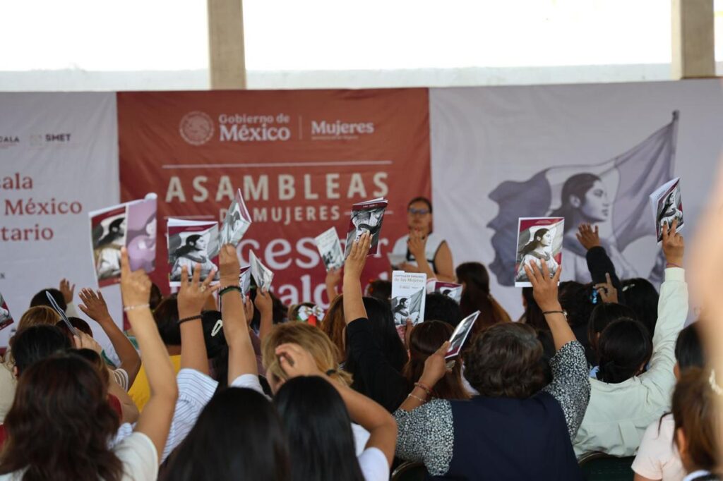 CITLALLI HERNÁNDEZ INAUGURA CENTRO LIBRE PARA LAS MUJERES EN SAN PABLO DEL MONTE