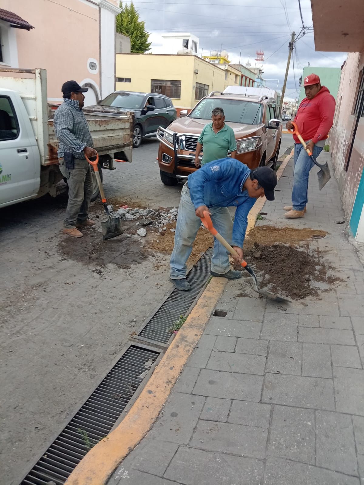 CAPAMH ATIENDE FUGAS Y GARANTIZA EL SUMINISTRO DE AGUA EN HUAMANTLA