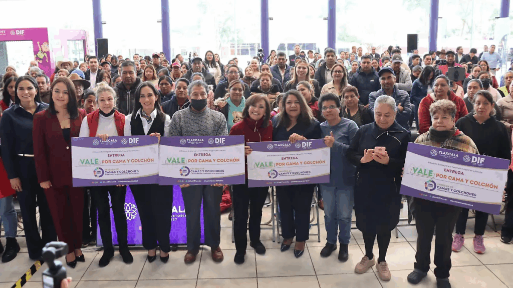 LORENA CUÉLLAR ENTREGA CAMAS HOSPITALARIAS PARA MEJORAR LA ATENCIÓN DE PACIENTES EN CASA