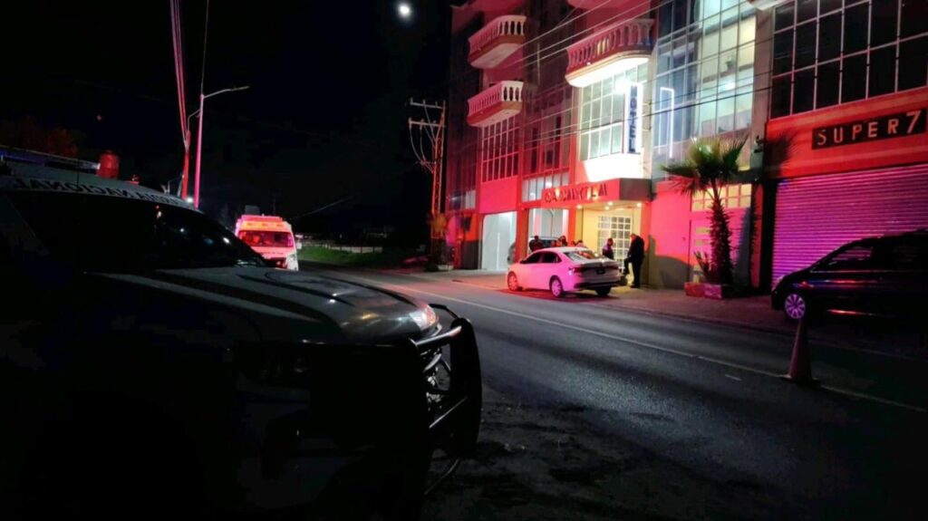 HALLAN SIN VIDA A UNA PAREJA DENTRO DE UN HOTEL EN TETLATLAHUCA; INVESTIGAN POSIBLE CRIMEN PASIONAL