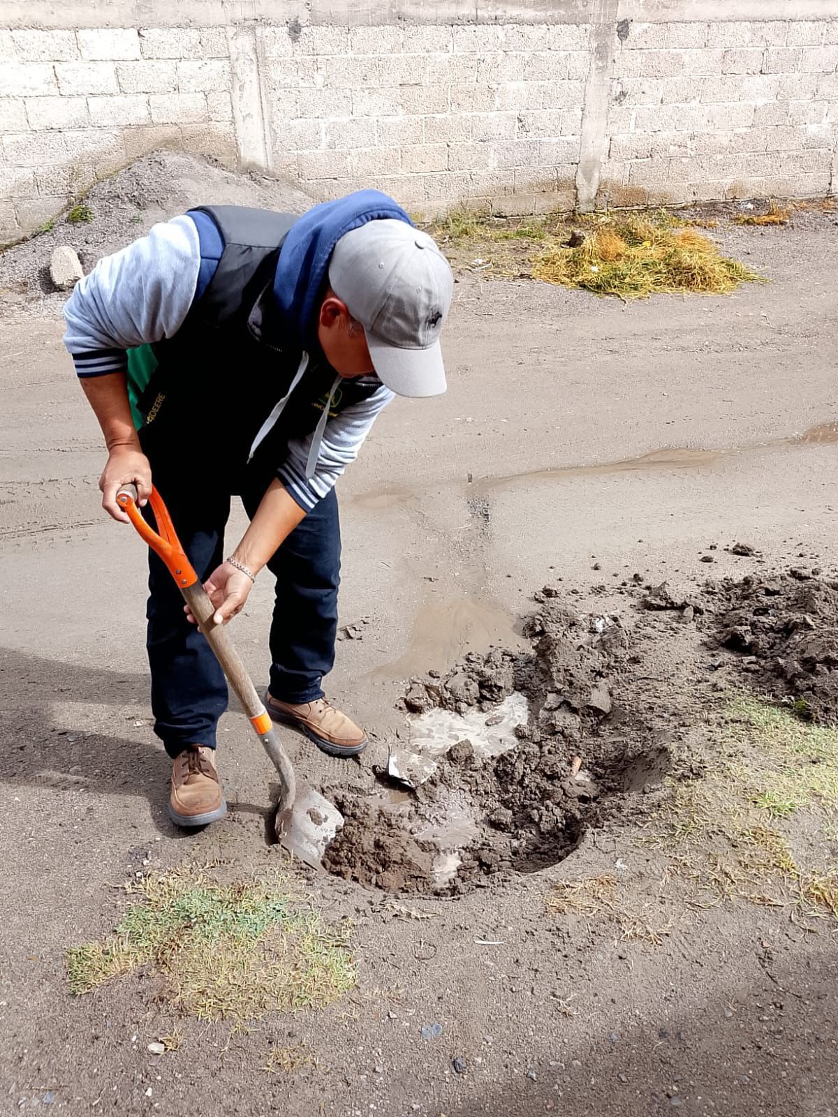 CAPAMH REALIZA TRABAJOS DE MANTENIMIENTO Y REPARACIÓN EN DISTINTOS PUNTOS DEL MUNICIPIO