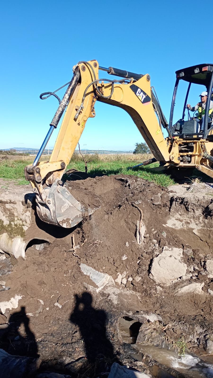  CAPAMH REFUERZA ACCIONES DE MANTENIMIENTO Y SANEAMIENTO EN EL MUNICIPIO