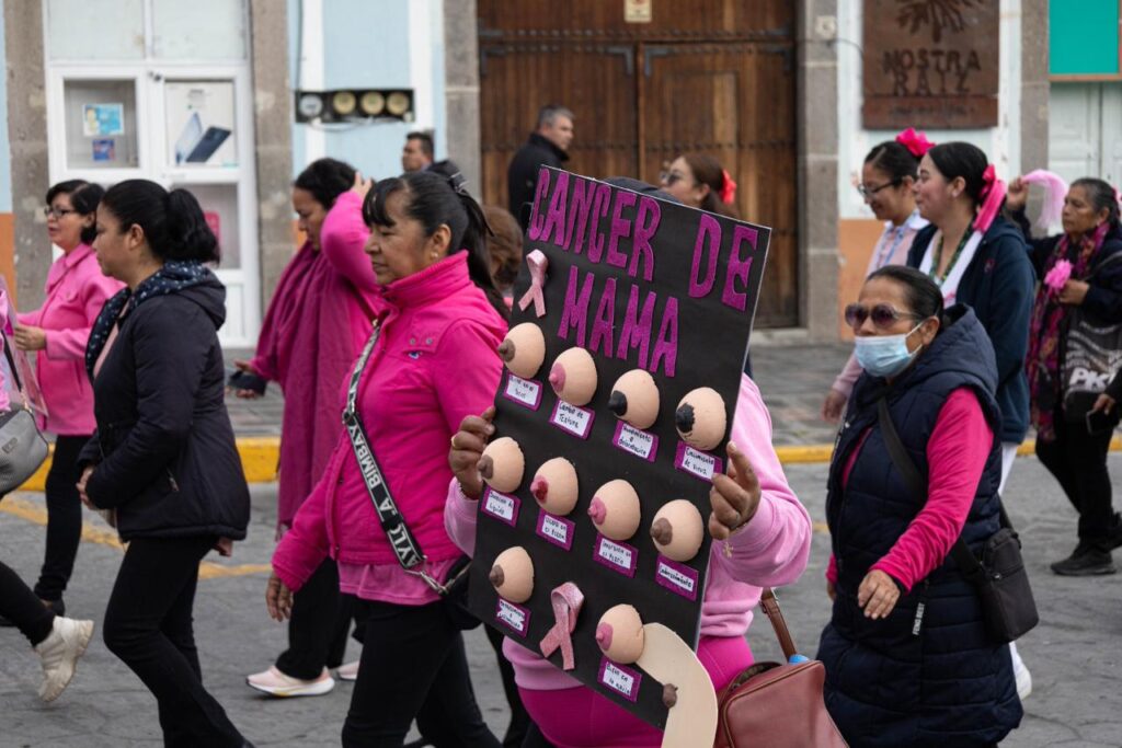 HUAMANTLA CONMEMORA EL DÍA MUNDIAL DE LA LUCHA CONTRA EL CÁNCER DE MAMA CON ACTIVIDADES DE CONCIENTIZACIÓN Y ESPERANZA