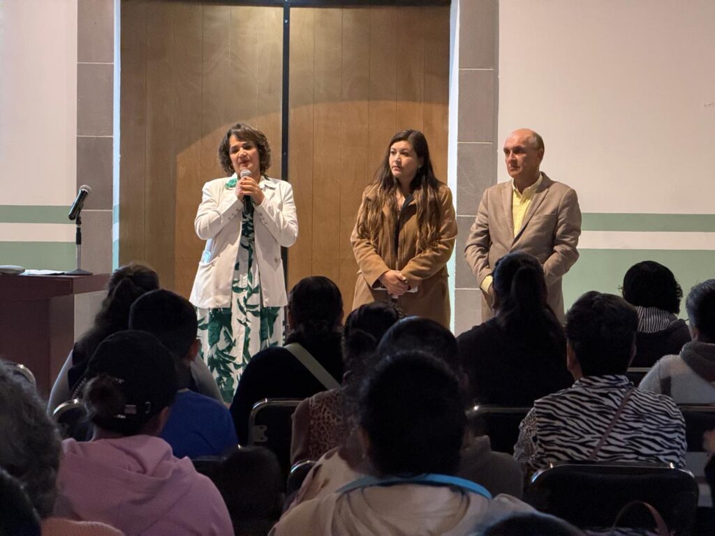 DIF HUAMANTLA REALIZA CONFERENCIA “CUANDO EL SILENCIO DUELE: ¿MI HIJO ES VÍCTIMA, AGRESOR O TESTIGO?” PARA PREVENIR EL BULLYING Y PROMOVER LA SALUD MENTAL