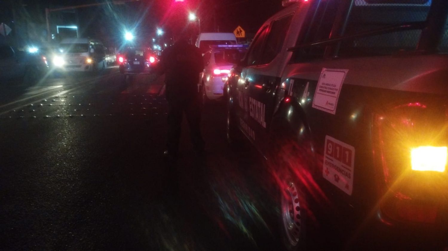 ACTIVAN OPERATIVO POR PRESUNTA INTOXICACIÓN DE DOS ALUMNAS EN SECUNDARIA DE TZOMPANTEPEC