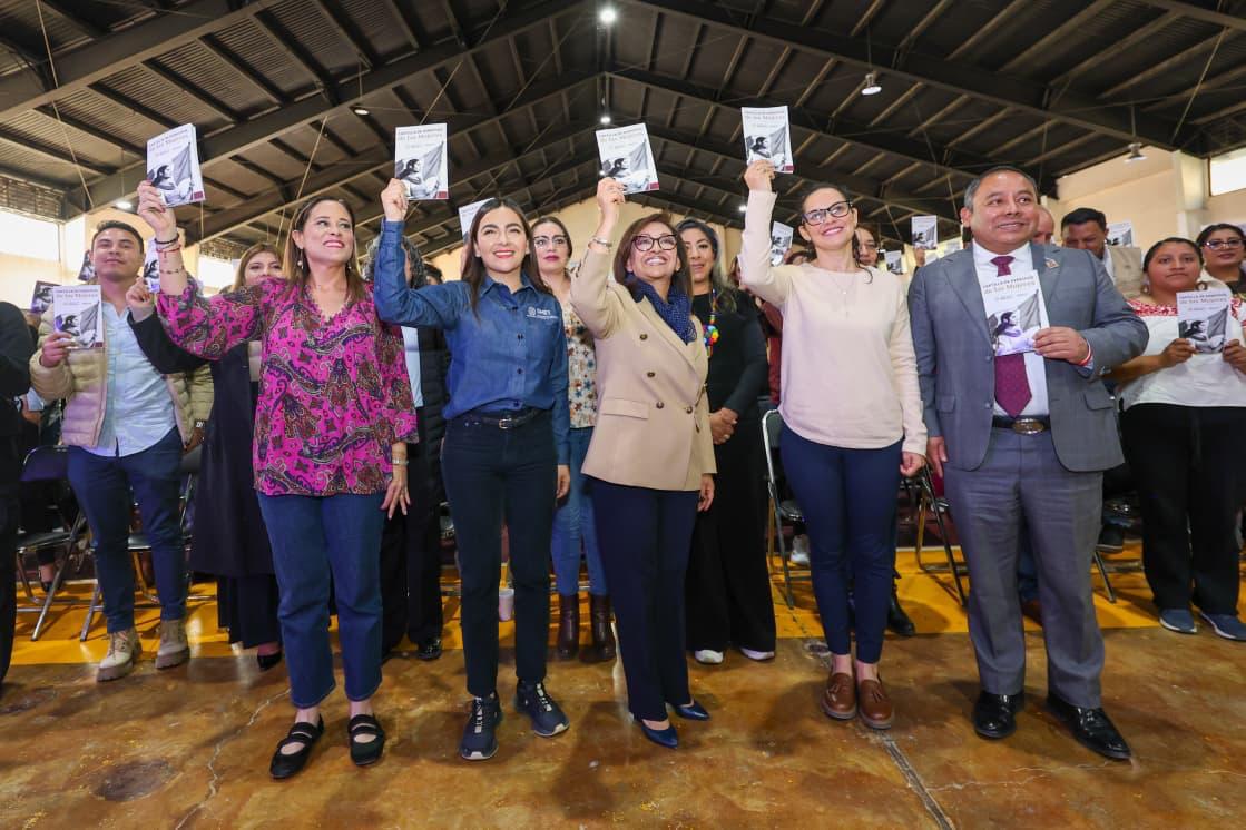 TLAXCALA IMPULSA EL EMPODERAMIENTO FEMENINO: LORENA CUÉLLAR INAUGURA LA FERIA DE ATENCIÓN INTEGRAL PARA MUJERES 2025