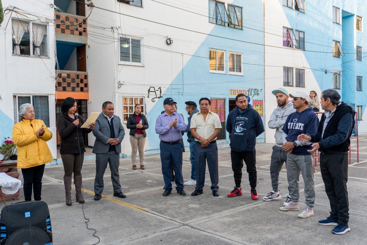 APIZACO FORTALECE SU TEJIDO COMUNITARIO: JAVIER RIVERA TOMA PROTESTA AL NUEVO COMITÉ VECINAL DE LOMA VERDE PETROQUÍMICA