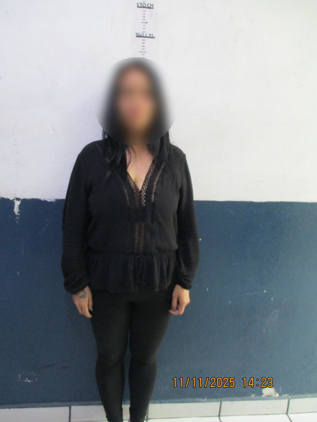 POLICÍA MUNICIPAL DE HUAMANTLA DETIENE A DOS MUJERES CONOCIDAS TRAS INTENTO DE ROBO EN ESTABLECIMIENTO COMERCIAL