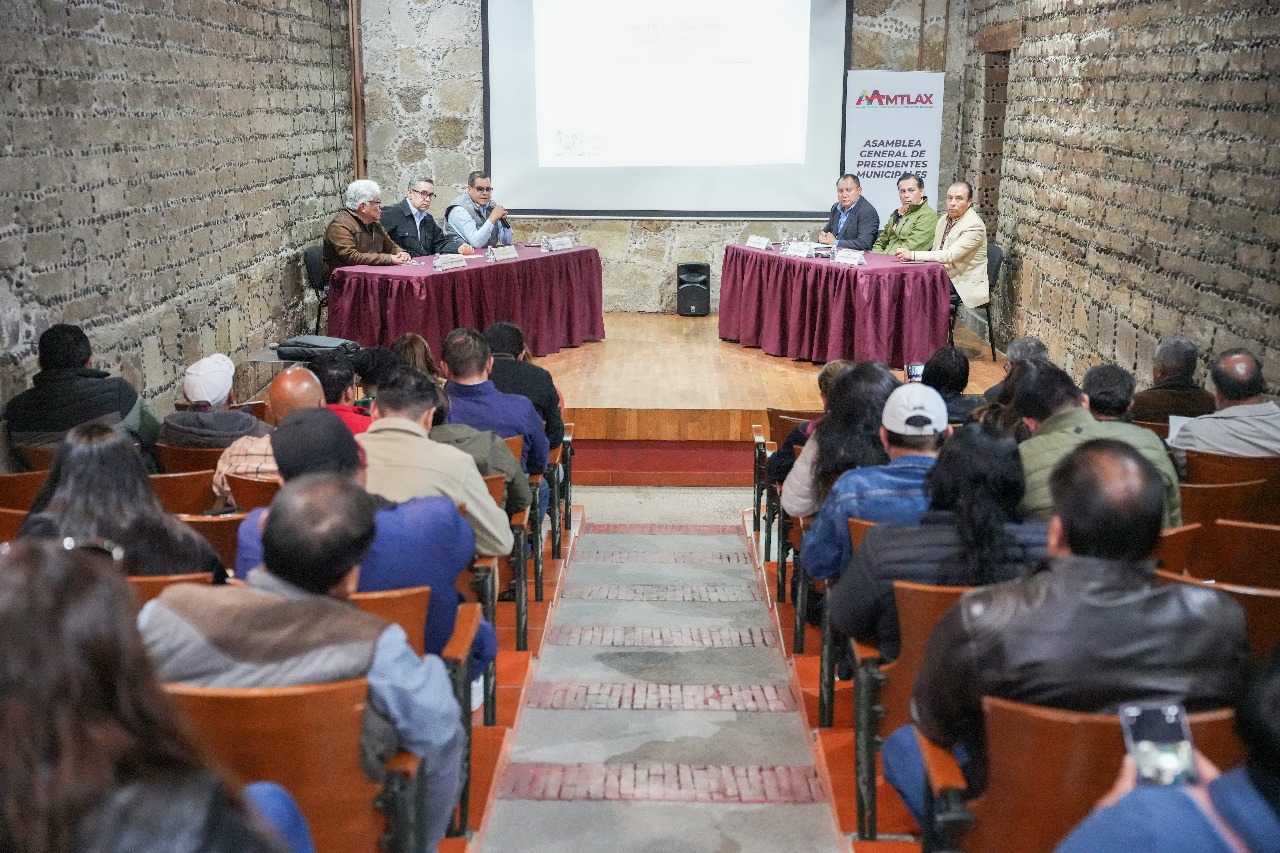 GESTIONA ALFONSO SÁNCHEZ FORO SOBRE MEDIDAS DE PREVENCIÓN DE ENFERMEDADES EN EL GANADO PARA MIEMBROS DEL AAMTLAX
