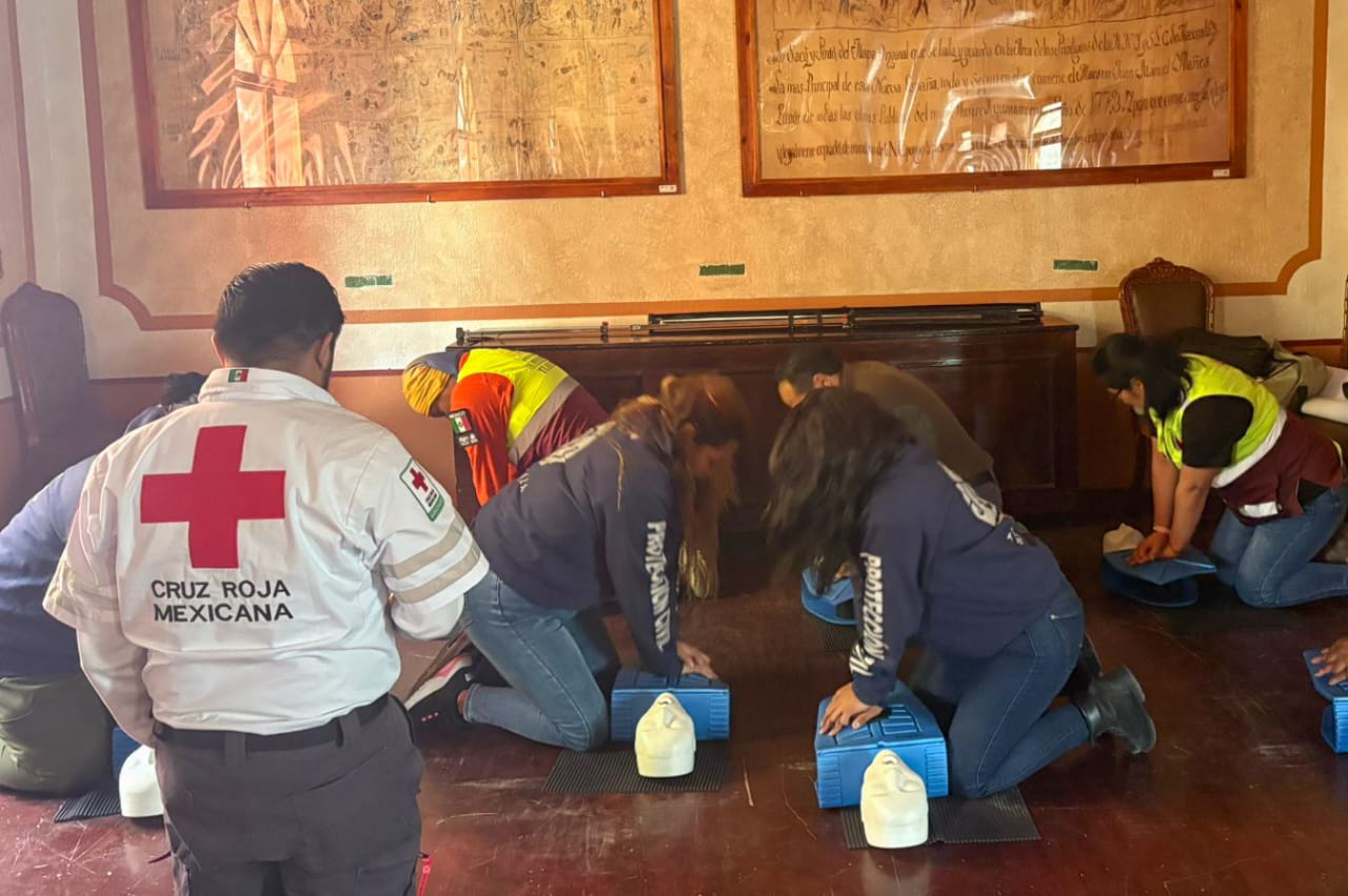 CAPACITA AYUNTAMIENTO DE TLAXCALA A PERSONAL DE PROTECCIÓN CIVIL PARA FORTALECER LA RESPUESTA ANTE EMERGENCIAS
