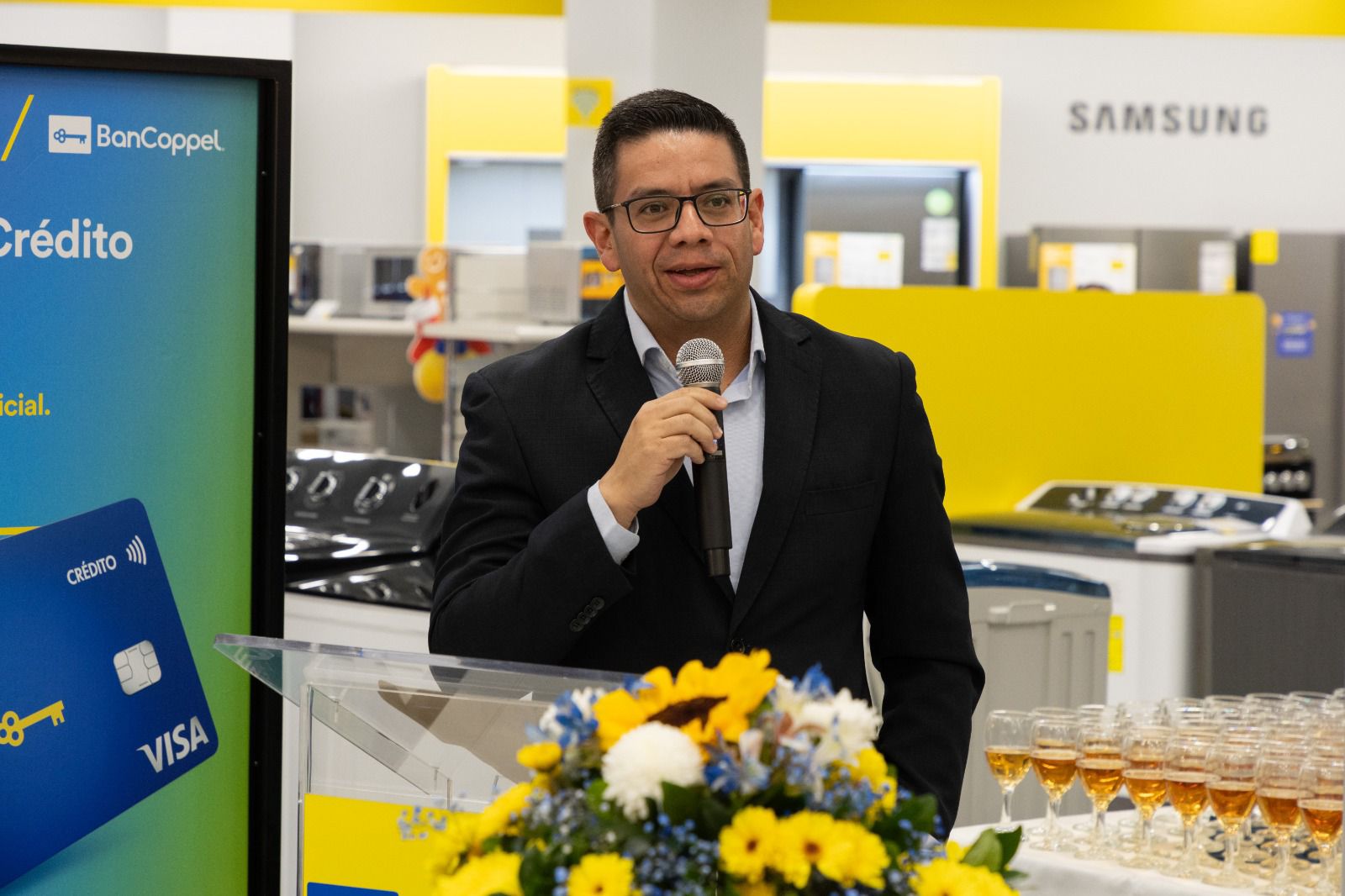 INAUGURA SALVADOR SANTOS NUEVA SUCURSAL COPPEL EN HUAMANTLA