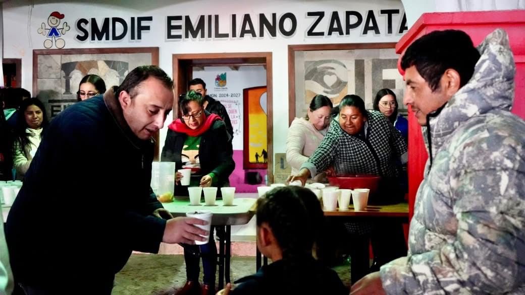 EMILIANO ZAPATA CELEBRA EL ENCENDIDO DEL ÁRBOL NAVIDEÑO CON UNA NOCHE LLENA DE MAGIA Y UNIÓN FAMILIAR