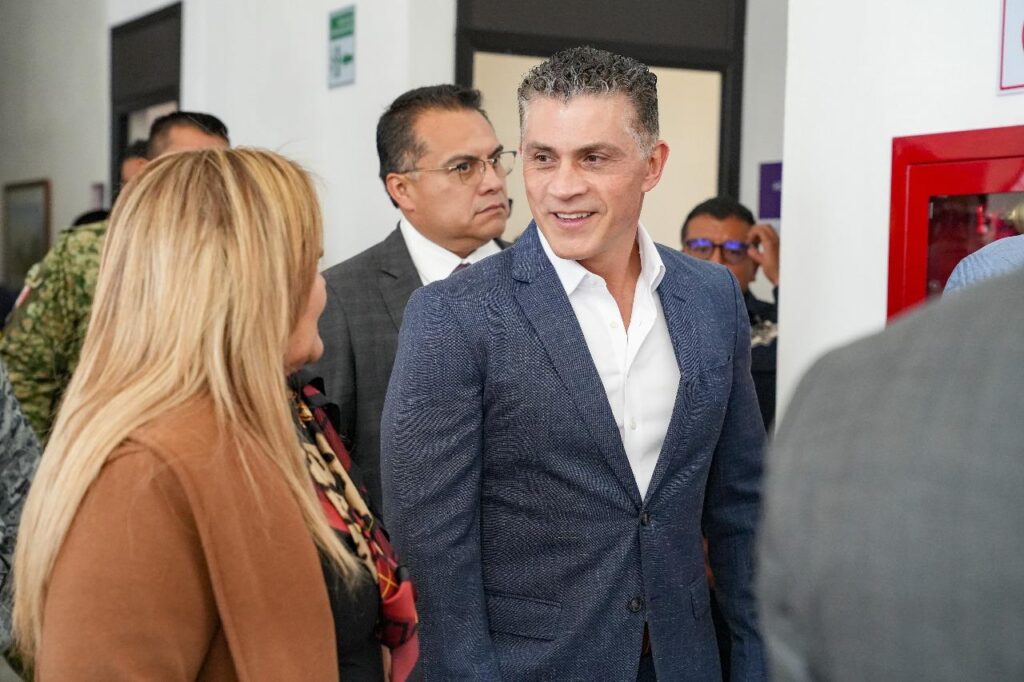 ESTRENAN MODERNO COMPLEJO DE SEGURIDAD EN TLAXCALA; ALFONSO SÁNCHEZ ACOMPAÑA A LA GOBERNADORA EN INAUGURACIÓN