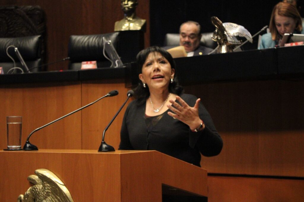 VA MORENA POR UNA REFORMA QUE AMENAZA EL AGUA Y AL CAMPO: ANABELL ÁVALOS