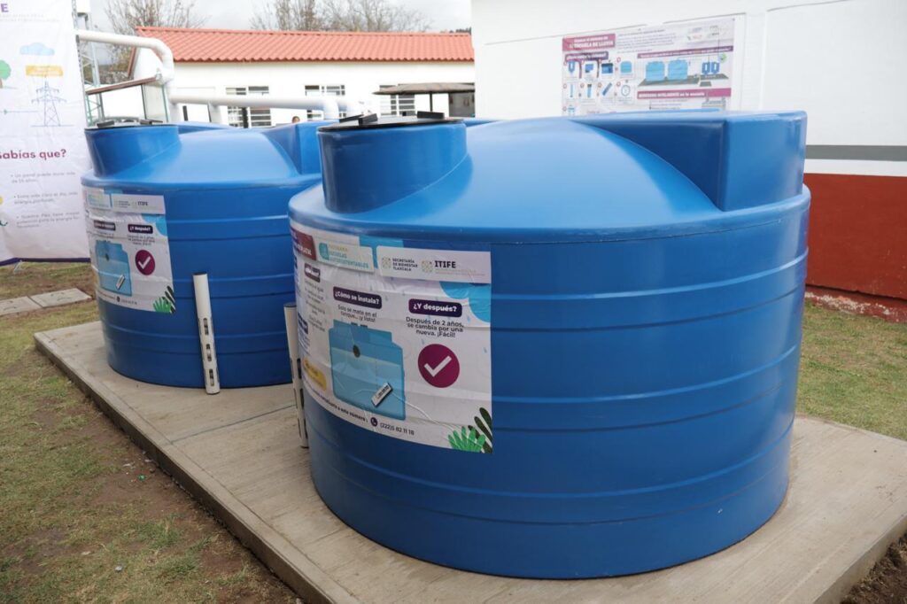 TLAXCALA IMPULSA ESCUELAS CON ENERGÍA LIMPIA Y CAPTACIÓN DE AGUA PLUVIAL