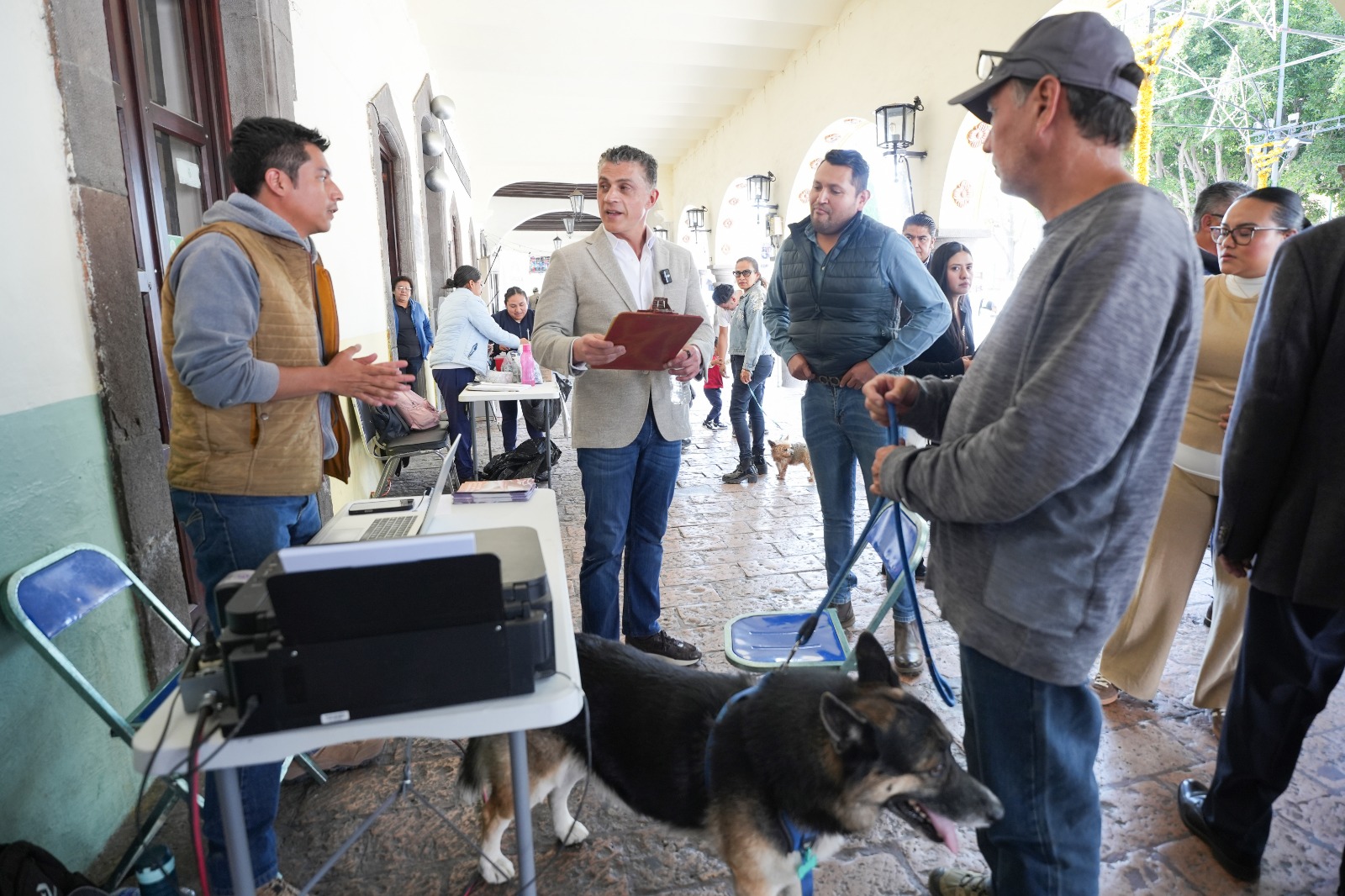 ALCALDE ALFONSO SÁNCHEZ GARCÍA FOMENTA LA ADOPCIÓN CANINA RESPONSABLE EN LA CAPITAL
