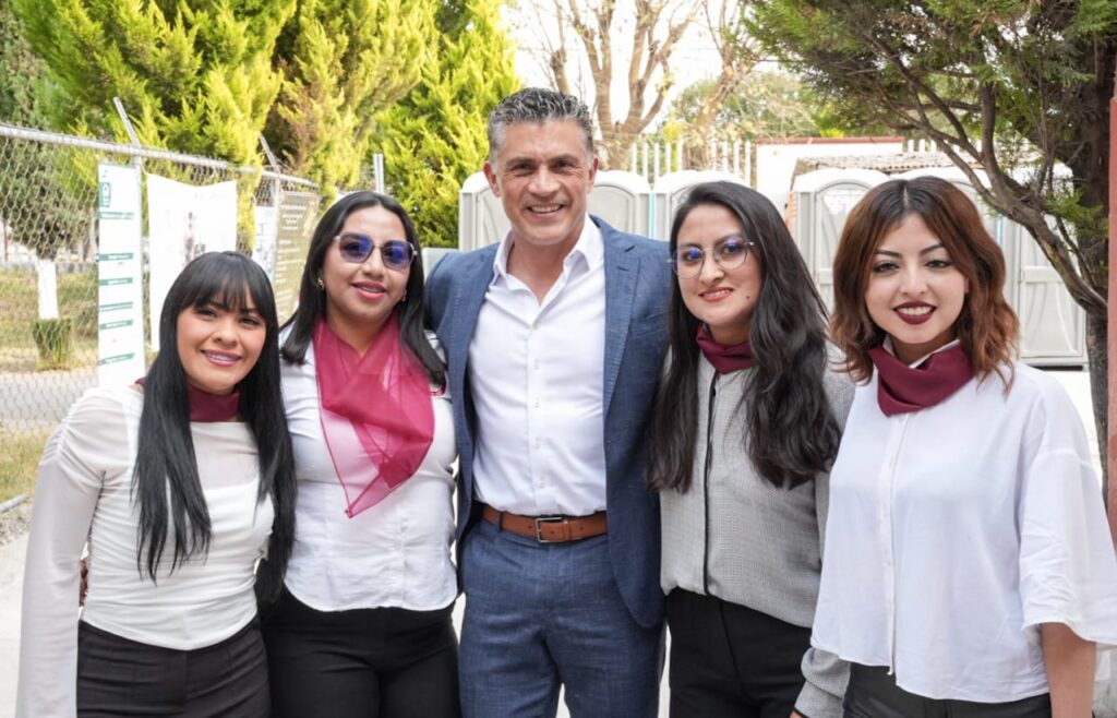 ALFONSO SÁNCHEZ ACOMPAÑA Y RECONOCE AVANCES DE PANOTLA EN SU PRIMER INFORME DE GOBIERNO