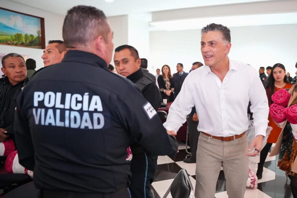 “EN MI GOBIERNO CUIDAMOS A QUIENES NOS CUIDAN CON MÁS CAPACITACIÓN, EQUIPAMIENTO Y MEJORES INGRESOS”: ALFONSO SÁNCHEZ