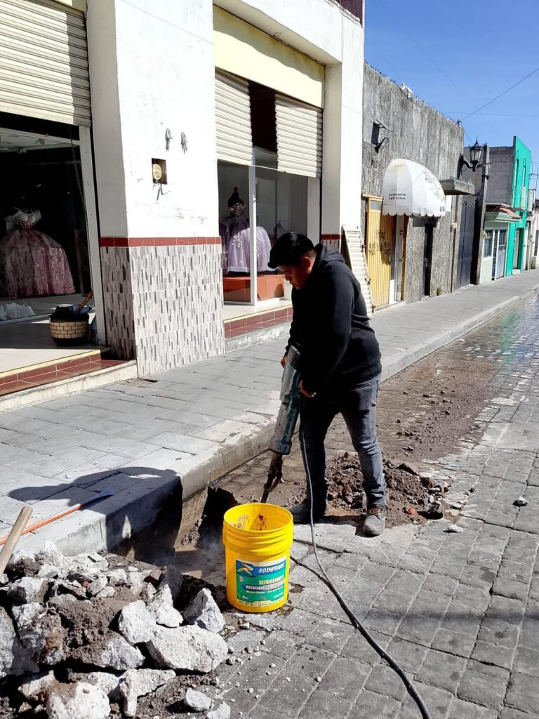 CAPAMH continúa atendiendo reportes ciudadanos en distintos puntos del municipio