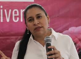 SIN EL APOYO DE MORENA DEL QUE PRESUME SER FUNDADORA, SENADORA SOBRADA, ARRANCA SUS ASAMBLEITAS INFORMATIVAS