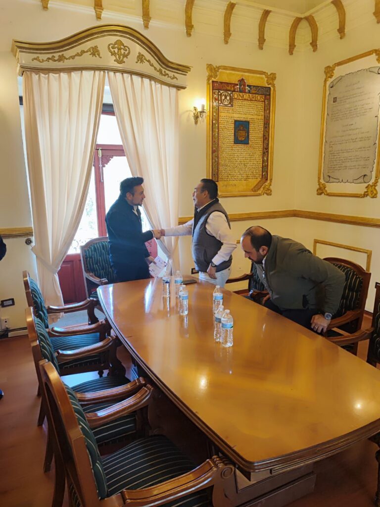 Refuerzan Ayuntamiento de Huamantla y UTT coordinación en favor de la educación