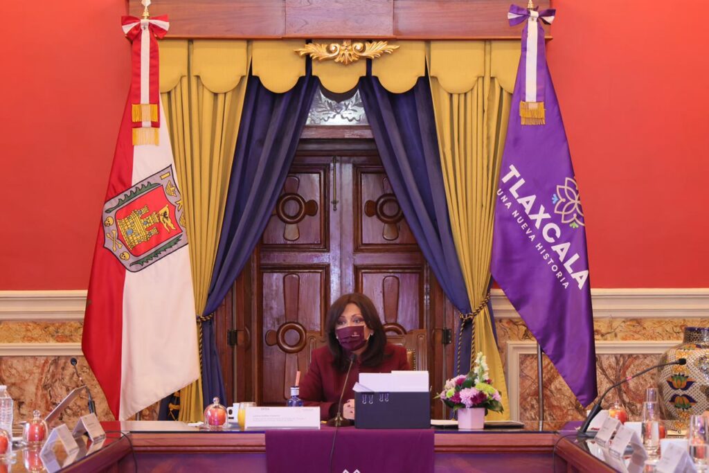 GOBERNADORA LLAMA A REFORZAR VACUNACIÓN PARA MANTENER A TLAXCALA COMO REFERENTE NACIONAL EN SALUD