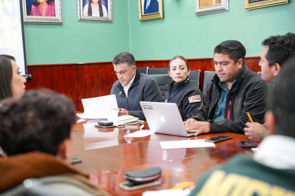 TLAXCALA AFINA RESULTADOS: ALFONSO SÁNCHEZ REVISA AVANCES DE PROYECTOS CLAVE CON SU GABINETE