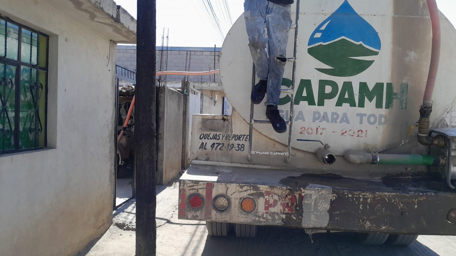 CAPAMH REALIZA LABORES OPERATIVAS PARA GARANTIZAR EL SERVICIO DE AGUA EN HUAMANTLA