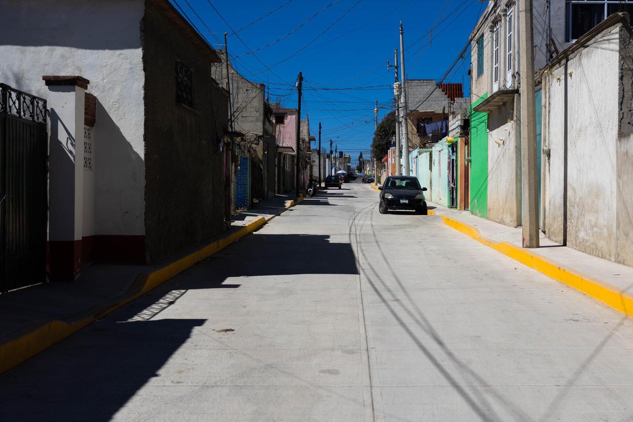 GOBIERNO MUNICIPAL REALIZA REHABILITACIÓN CON CONCRETO HIDRÁULICO EN CALLE 16 DE SEPTIEMBRE, EN EL BARRIO DE SAN LUCAS