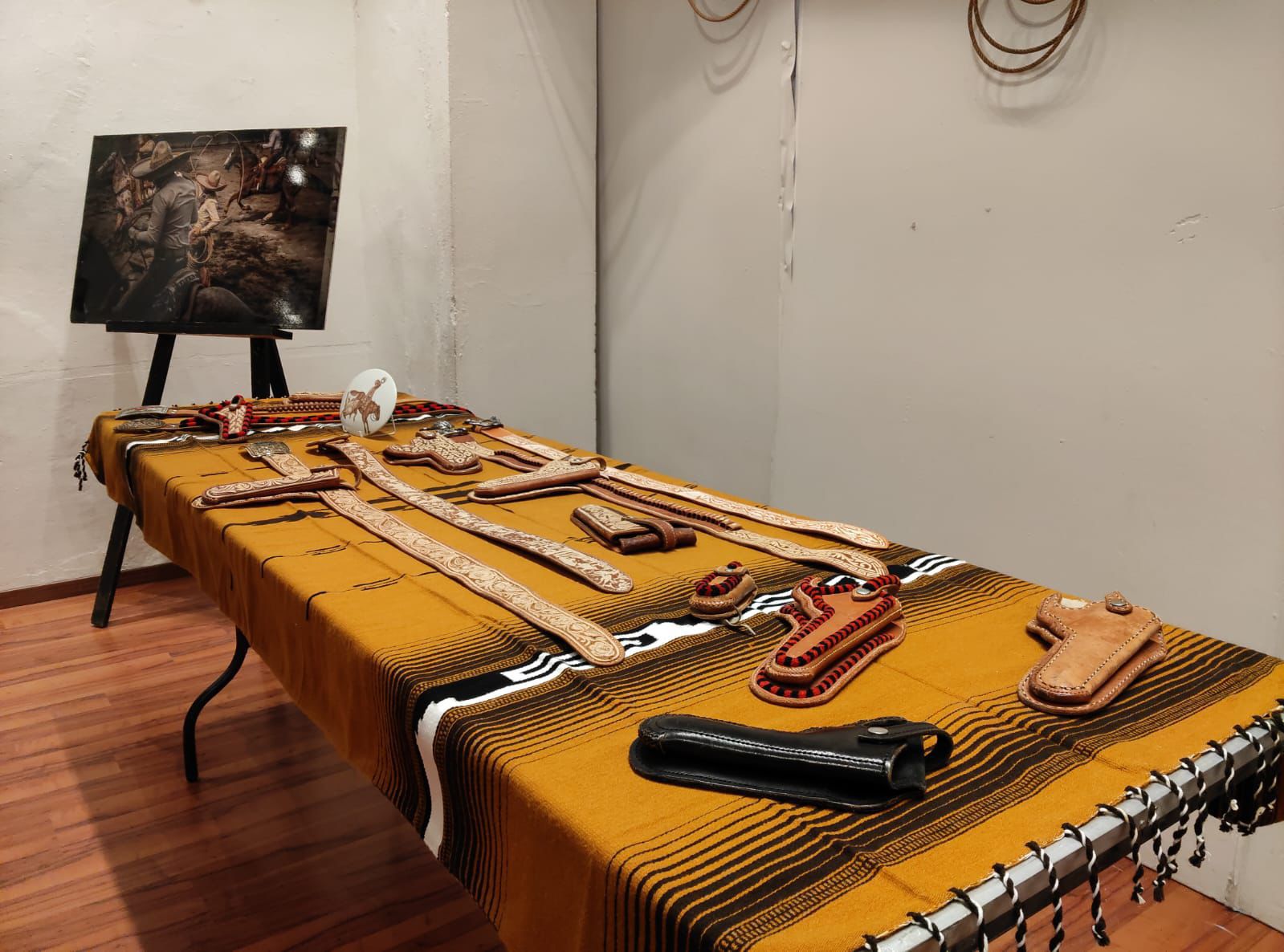 HUAMANTLA RECONOCE LA TRADICIÓN CHARRA EN INAUGURACIÓN DE EXPOSICIÓN CULTURAL