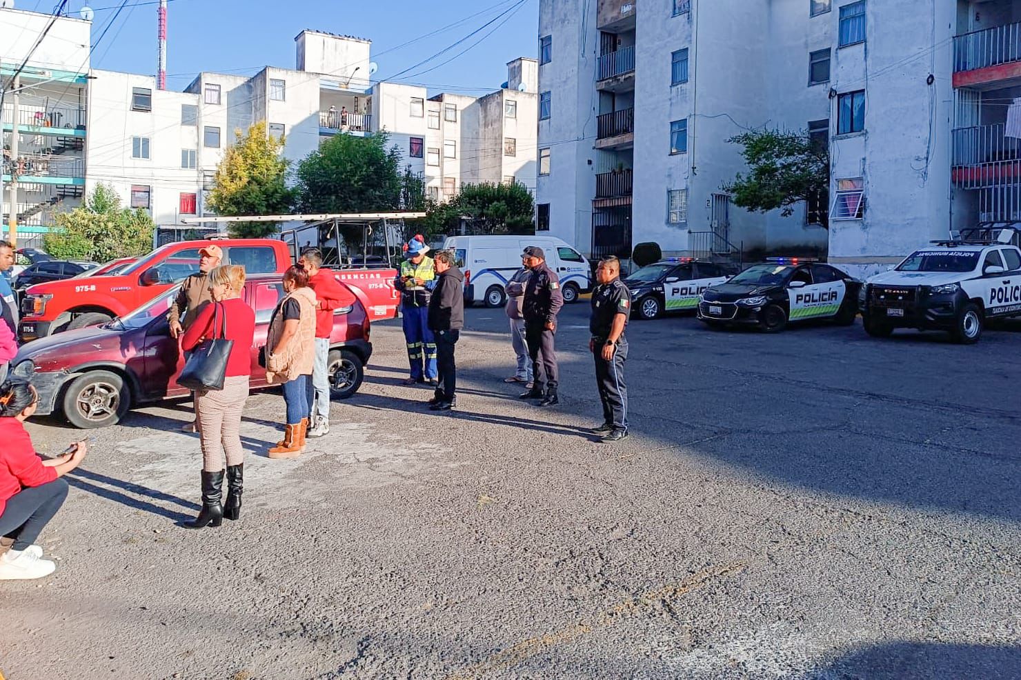 ATIENDE POLICÍA MUNICIPAL FUGA DE GAS EN TLAPANCALCO
