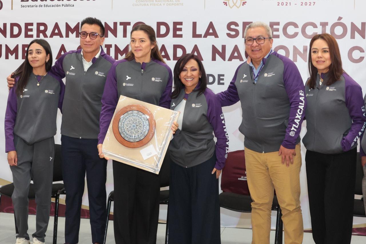 TLAXCALA IMPULSA A SUS ATLETAS: INVERSIÓN HISTÓRICA Y ABANDERAMIENTO RUMBO A LA OLIMPIADA NACIONAL 2026