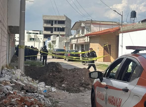 VIOLENTA AGRESIÓN A POLICÍAS EN APIZACO DEJA CUATRO HERIDOS Y CINCO DETENIDOS