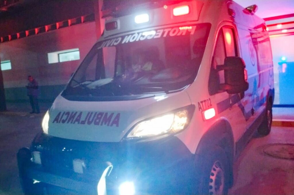 ATIENDE PROTECCIÓN CIVIL DEL MUNICIPIO DE TLAXCALA A SEXAGENARIO LESIONADO TRAS PRESUNTO ATROPELLAMIENTO