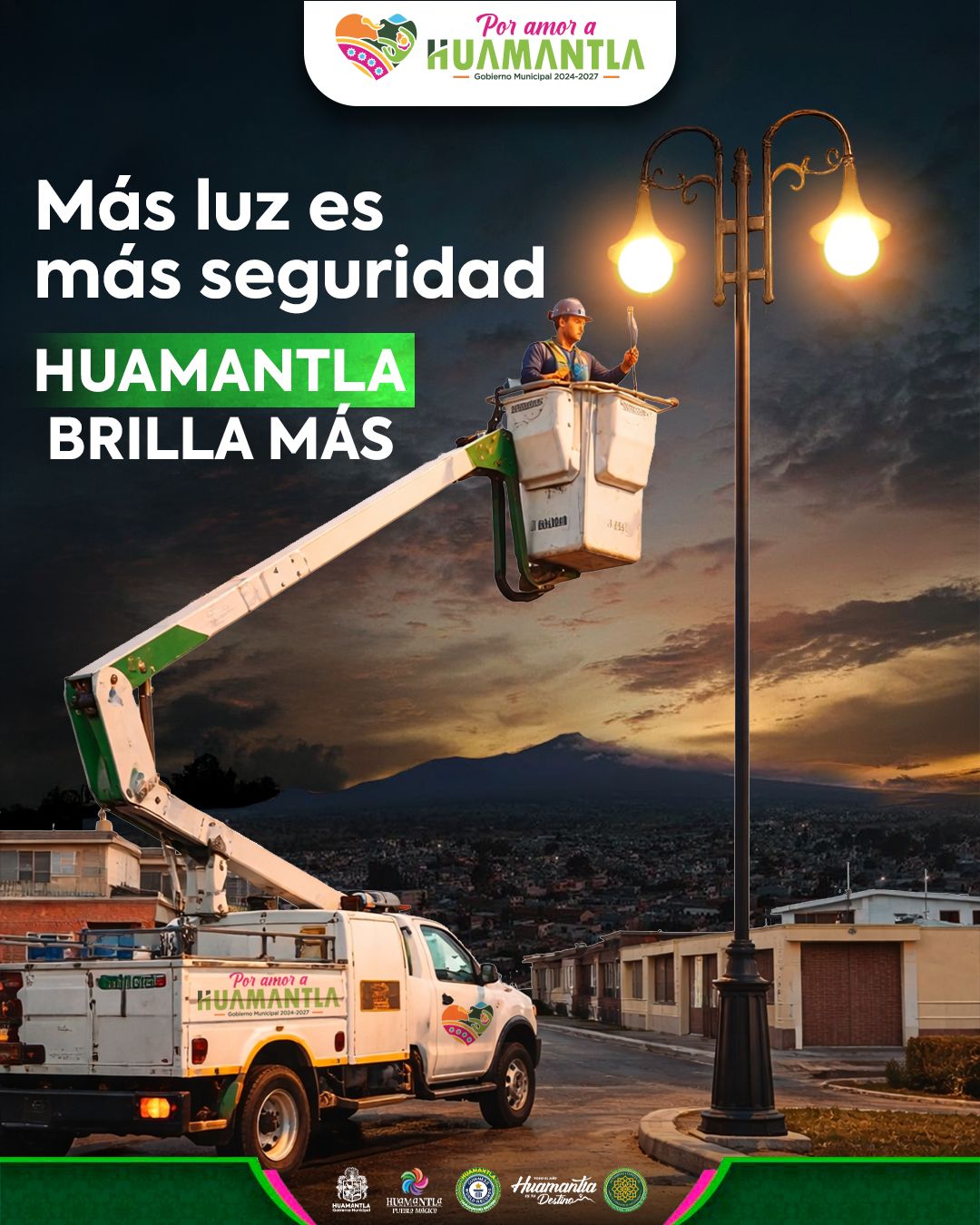 REFUERZA GOBIERNO DE HUAMANTLA ATENCIÓN A LUMINARIAS CON BRIGADAS PERMANENTES