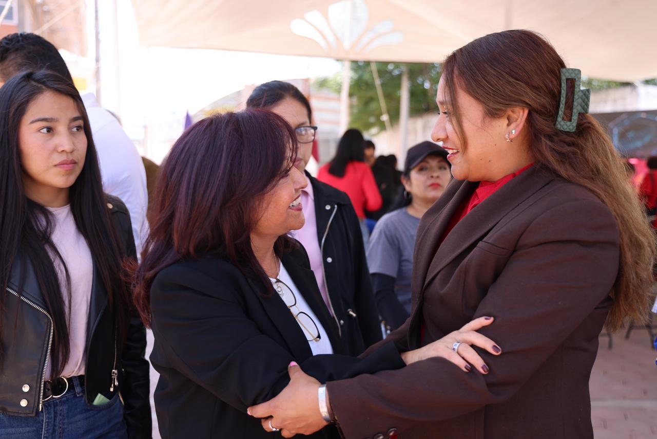 CON UNA INVERSIÓN DE 5.4 MILLONES, GOBIERNO ESTATAL ENTREGA OBRAS EN APETATITLÁN.