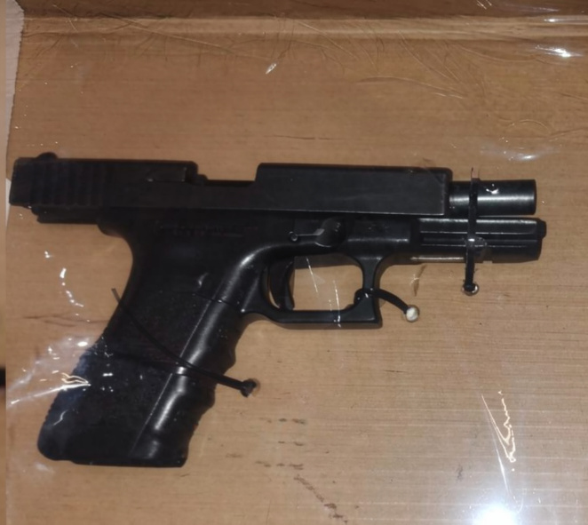 POLICÍA INVESTIGADOR DESATA BALACERA EN TOTOLAC; ES DETENIDO TRAS GENERAR PÁNICO