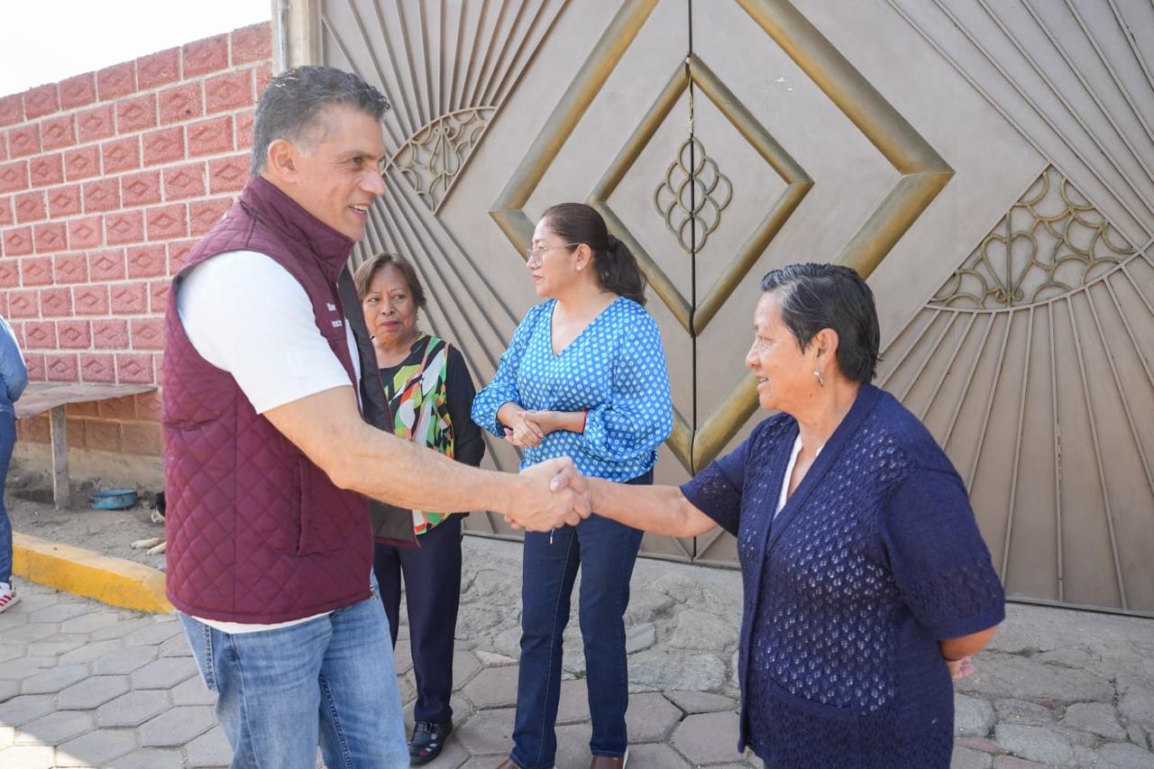 AGRADECEN VECINOS DE ATLAHAPA SEGUNDA VISITA DEL ALCALDE ALFONSO SÁNCHEZ GARCÍA PARA LLEVARLES BENEFICIOS