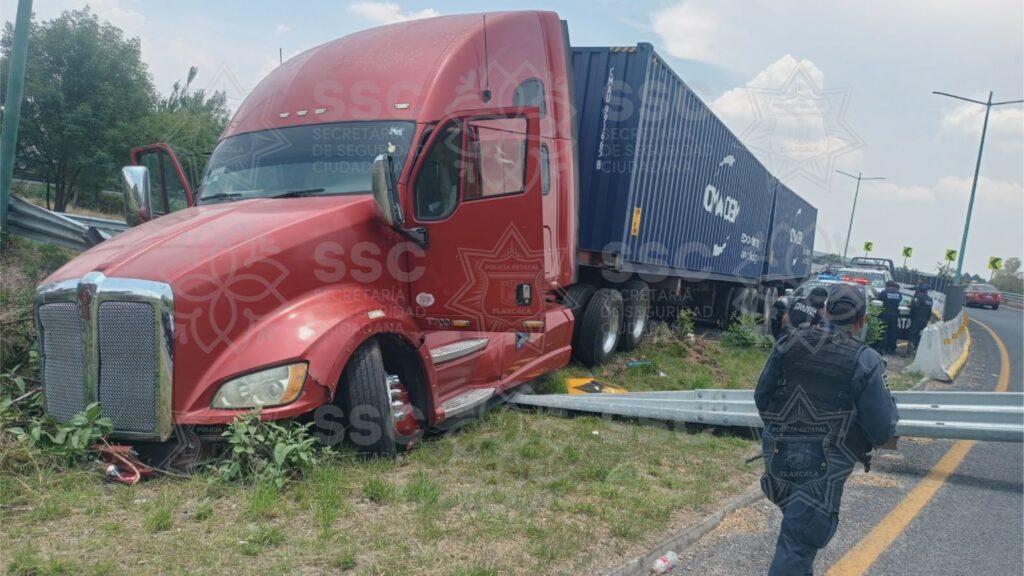 GOBIERNO DEL ESTADO REFUERZA SEGURIDAD Y LOGRA RECUPERAR TRÁILER ROBADO; HAY DOS DETENIDOS.
