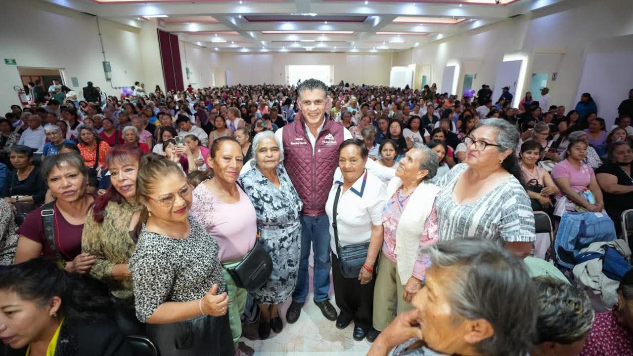 “UNA MADRE NO SOLAMENTE CUIDA DE SUS HIJOS, UNA MADRE FORMA CIUDADANOS”: ALFONSO SÁNCHEZ GARCÍA