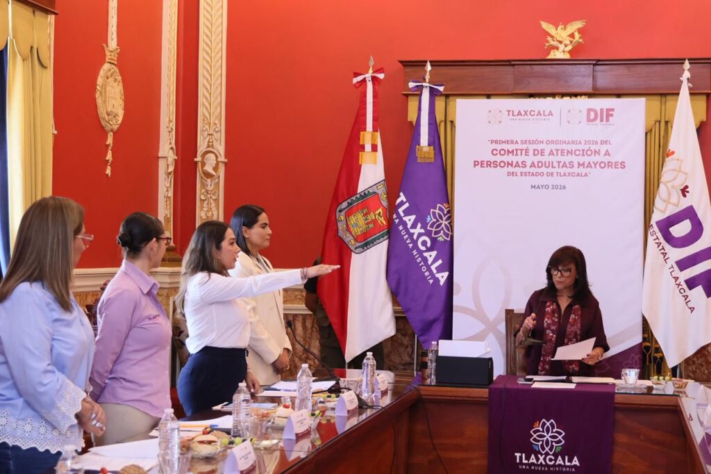 GOBERNADORA RINDE PROTESTA AL COMITÉ DE ATENCIÓN A PERSONAS ADULTAS MAYORES