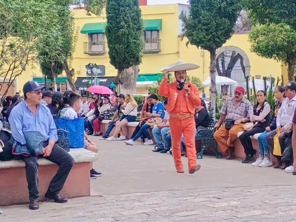 FAMILIAS HUAMANTLECAS VIVEN LA CULTURA Y LAS TRADICIONES EN LOS “SÁBADOS Y DOMINGOS CULTURALES”