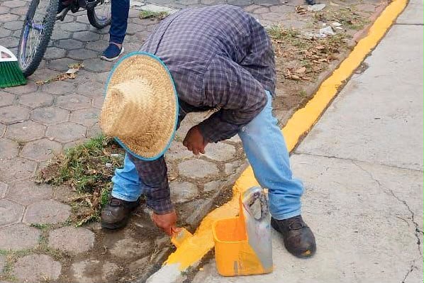 IXTULCO LUCE UNA NUEVA IMAGEN: INTENSIFICAN LABORES DE LIMPIEZA Y MEJORAMIENTO URBANO