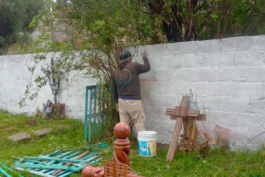 REALIZAN MANTENIMIENTO EN EL PANTEÓN DE SAN GABRIEL CUAUHTLA PARA PRESERVAR ESPACIOS DIGNOS Y SEGUROS