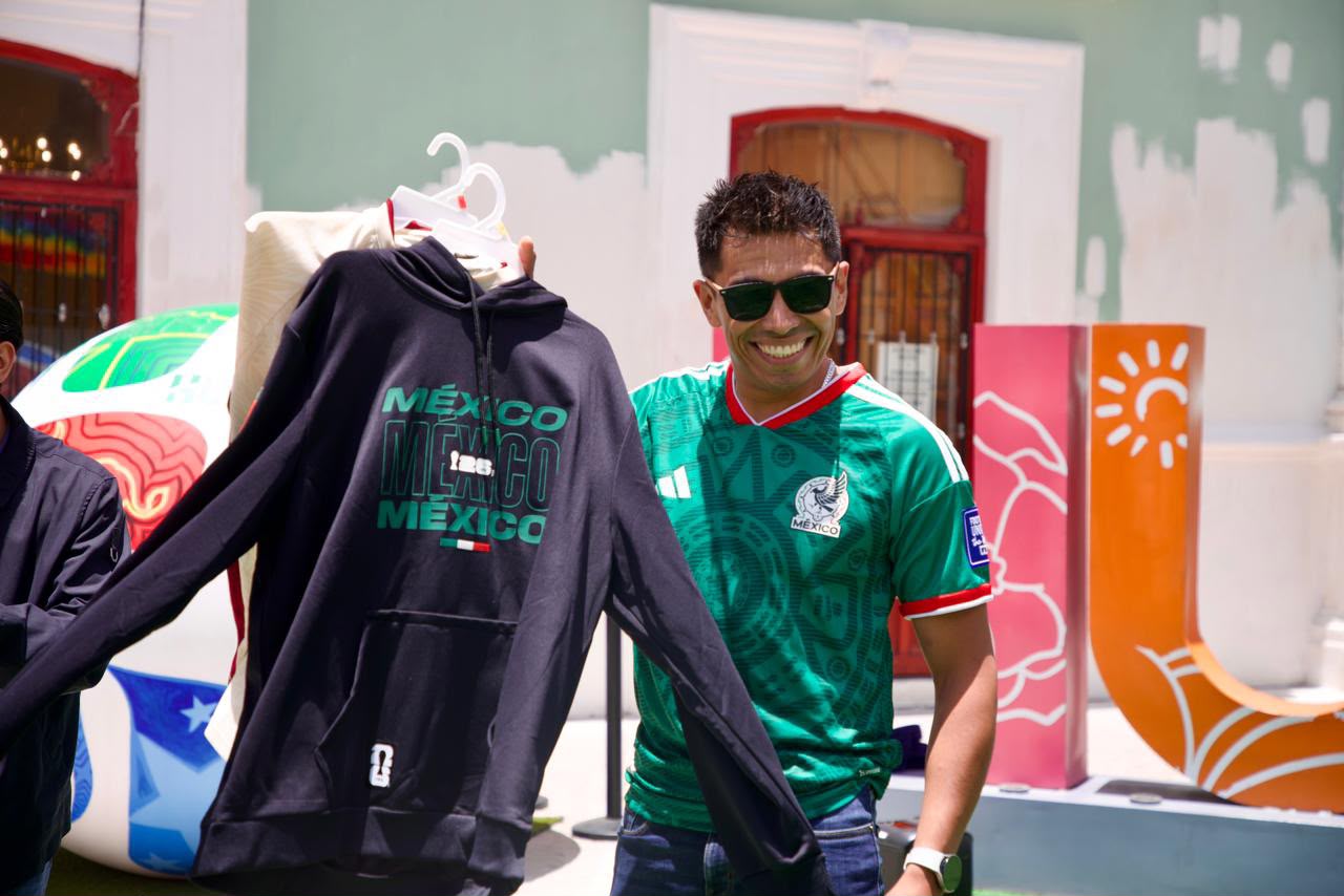 EL PARQUE JUÁREZ SE CONVIERTE EN UNA GRAN FIESTA FUTBOLERA PARA LAS FAMILIAS HUAMANTLECAS