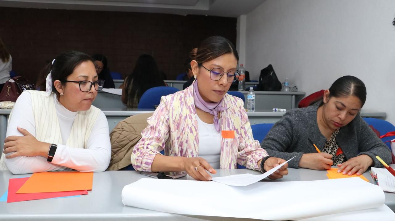 CONCLUYE SMET PRIMERA GENERACIÓN DE LA ESCUELA DE FORMACIÓN EN DERECHOS DE LAS MUJERES
