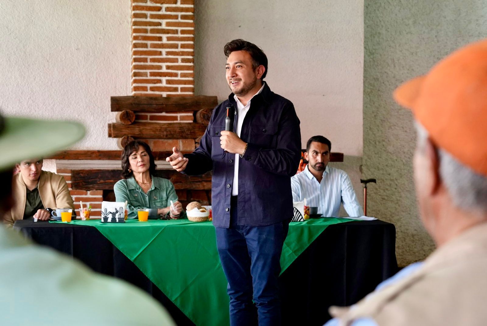 SALVADOR SANTOS FORTALECE LA COORDINACIÓN CON AUTORIDADES EJIDALES Y DE COMUNIDAD EN FAVOR DEL SECTOR RURAL HUAMANTLECO